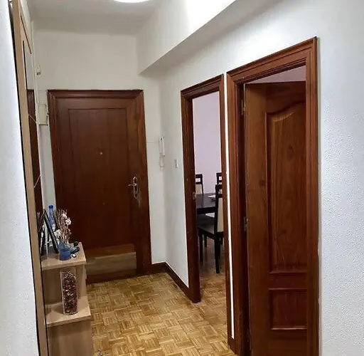 Amplio Guerrilleros Centro Apartment Salamanca