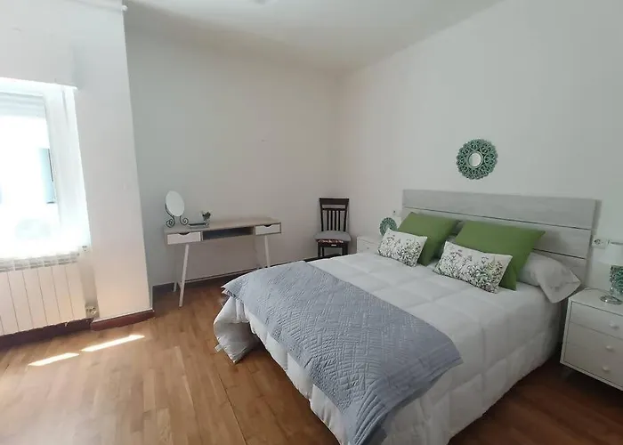 Amplio Guerrilleros Centro Apartment